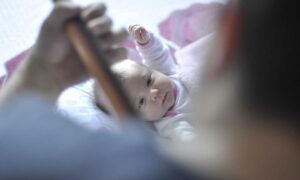 what is 8tshare6a python code