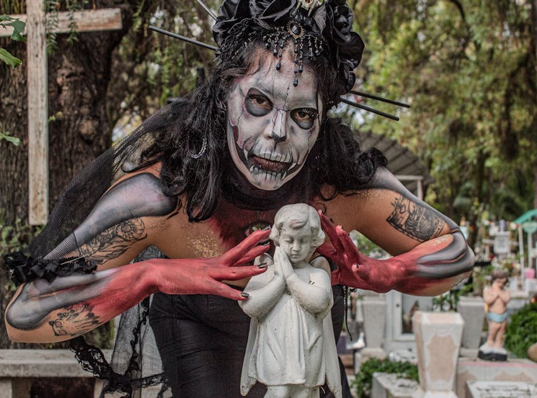 Ideas y Estilos Populares para Tatuajes de Catrinas en el Antebrazo